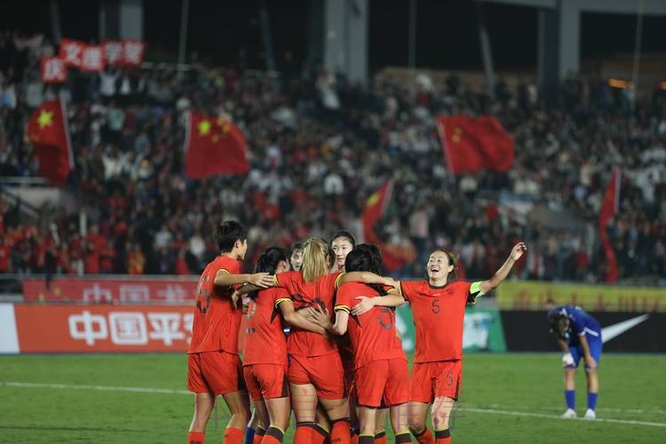 用拼搏为祖国母亲庆生 2019年全国大学生女足联赛暨中国足协女乙联赛总决赛第一阶段比赛圆满结束 用拼搏为祖国母亲庆生 2019年全国大学生女足联赛暨中国足协女乙联赛总决赛第一阶段比赛圆满结束